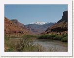 09 Highway 128 - Utah has it all * 2592 x 1944 * (665KB)